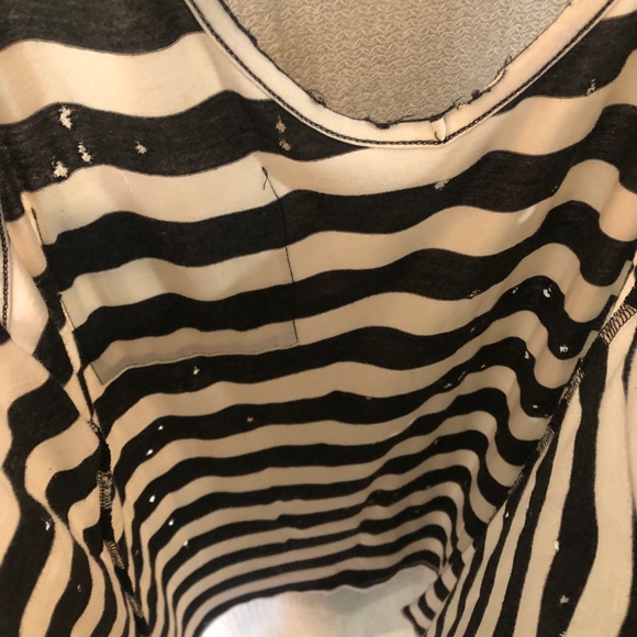 Emma & Sam Striped Top ✨ - Picture 6 of 7